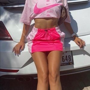 Nike Icon Clash Pink Woven Skirt XS